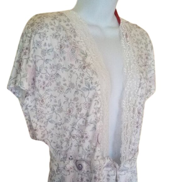 LA VIE EN ROSE White Floral Robe w Lace Small / Medium --- - Picture 2 of 7